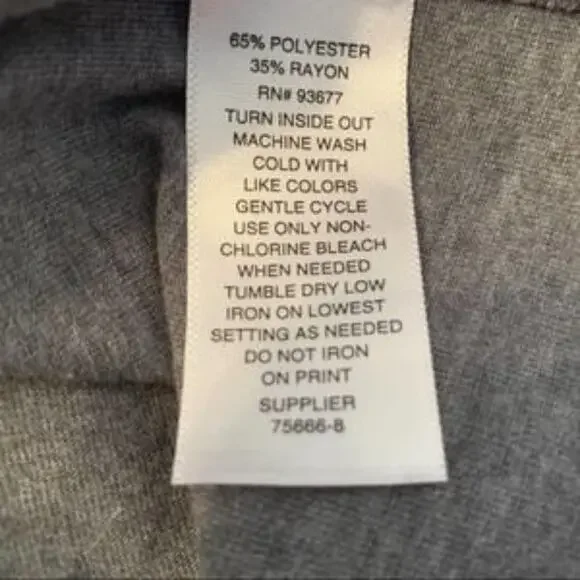 Xersion No Bad Vibes Graphic V Neck T-shirt Size Small - Picture 5 of 5